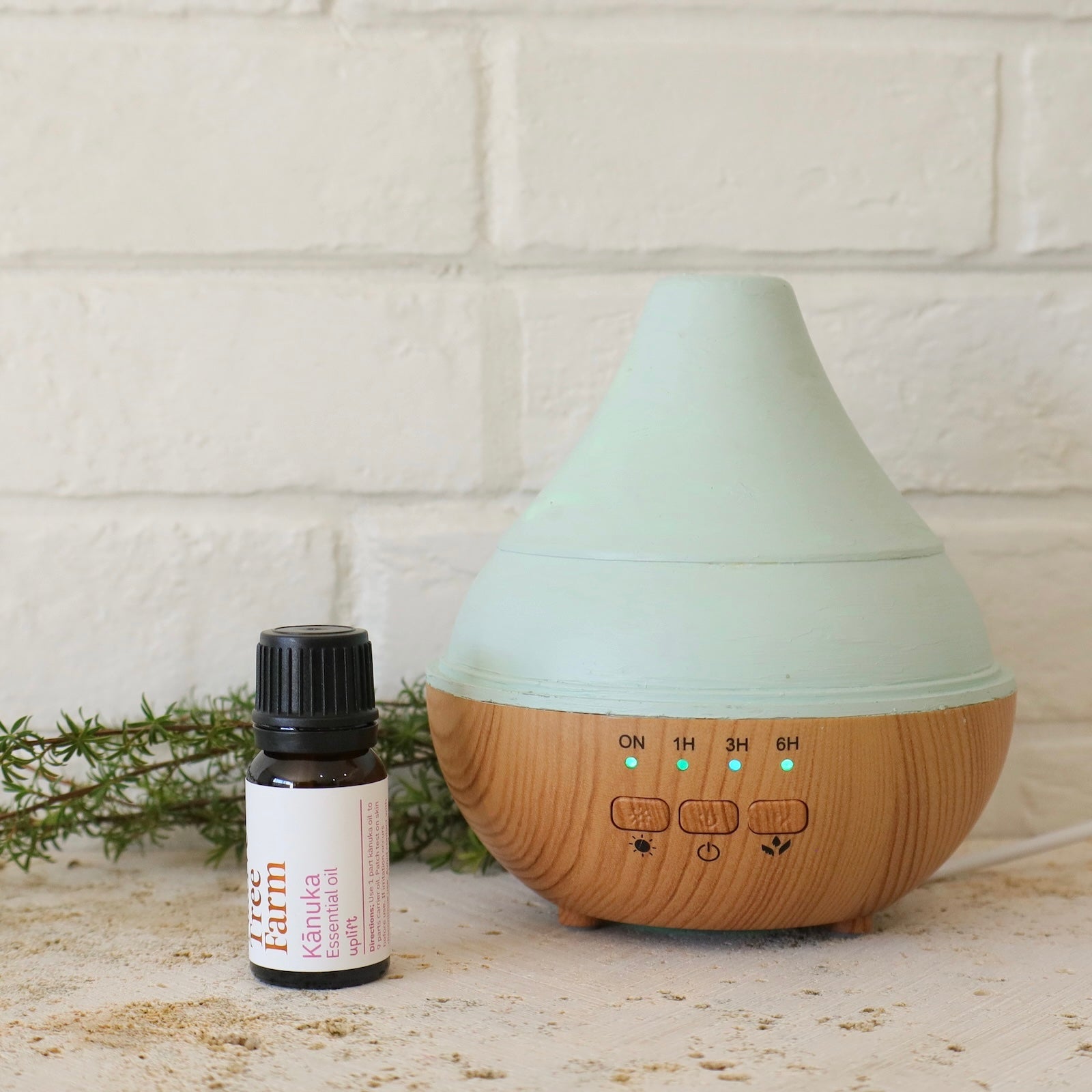 organic kanuka essential oil from Native Tree Farm
